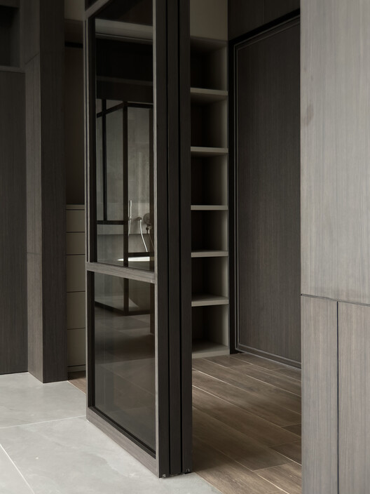 dP Apartment House / Tristan & Ju - Interior Photography, Closet, Glass